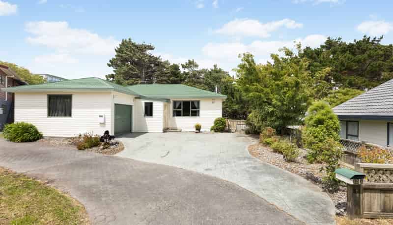 15a Fernwood Court, Woodridge