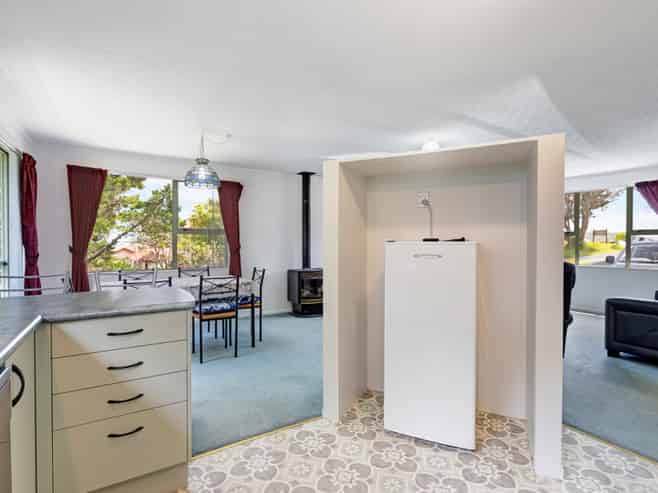 15a Fernwood Court, Woodridge