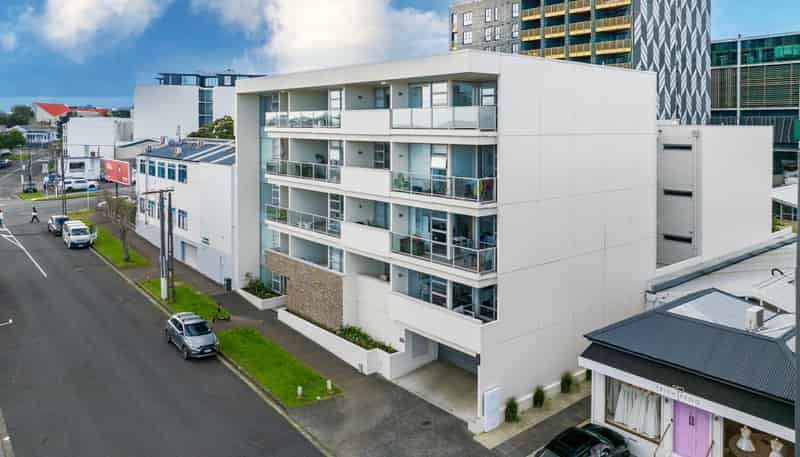 2H/39 Mackelvie Street, Grey Lynn