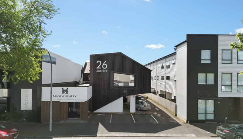 C & D/26 Liverpool Street, Hamilton Central