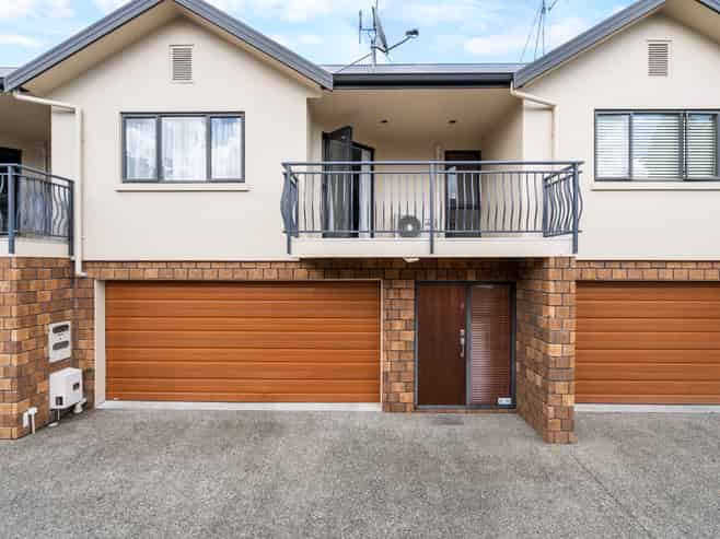 47D Fifth Avenue, Enderley