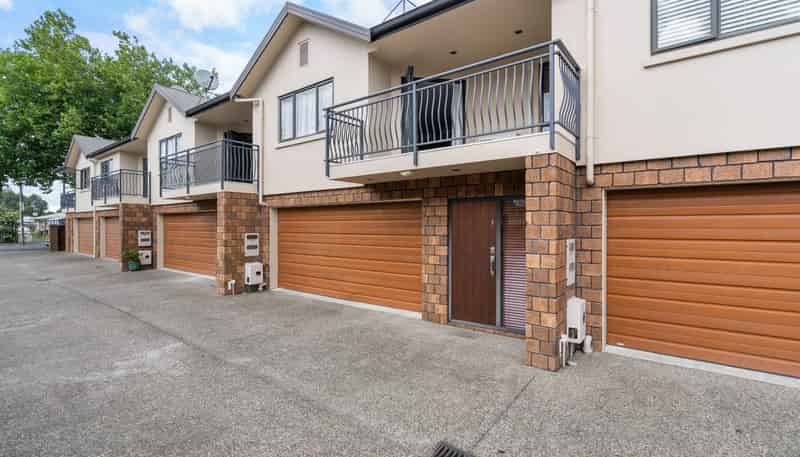 47D Fifth Avenue, Enderley