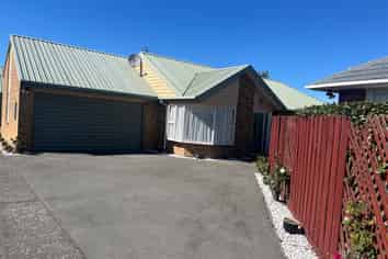  3/467A Main South Road, Hornby