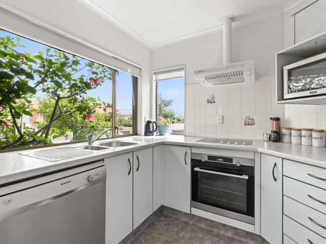 27 Beaufort Mews, Taradale