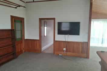 89 Linwood Avenue, Linwood