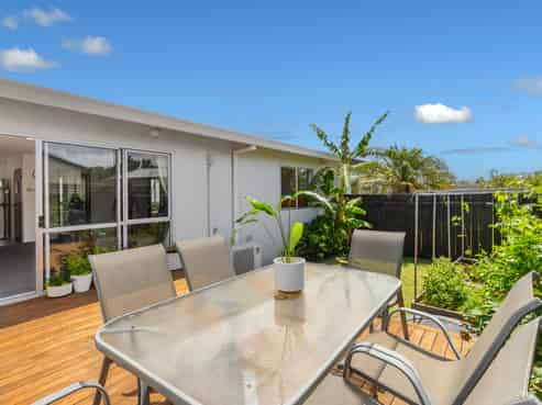 411B Ngatai Road, Bellevue