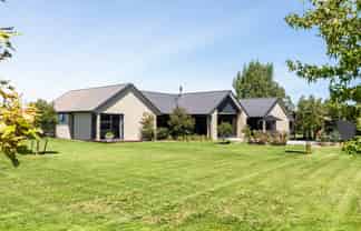 25 Hallfield Drive, Ohoka