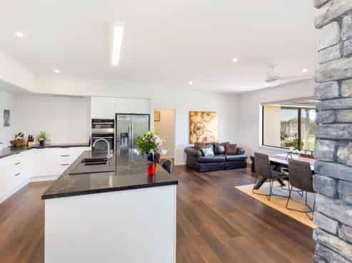 25 Hallfield Drive, Ohoka