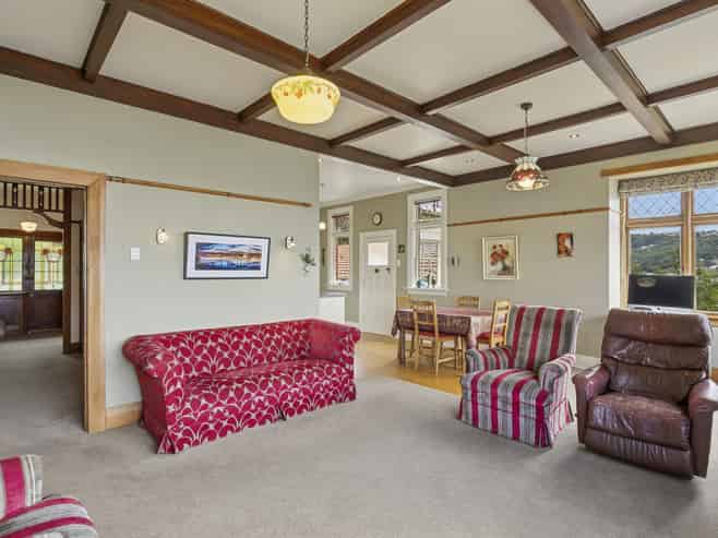 57 Easther Crescent, Kew