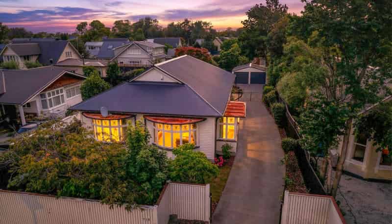 113 Rossall Street, Merivale