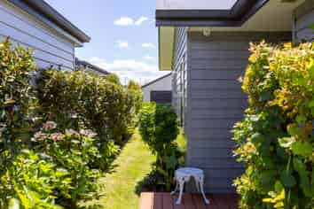 25 Chateau Crescent, Rangatira Park