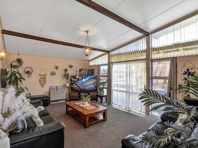 6B York Street, Eltham