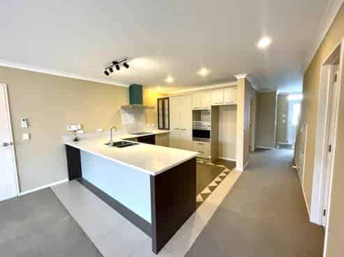 33A Janway Avenue, Flat Bush