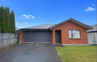 51 McMahon Drive, Aidanfield
