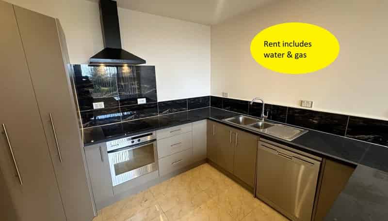 1/308 Hillsborough Road, Hillsborough