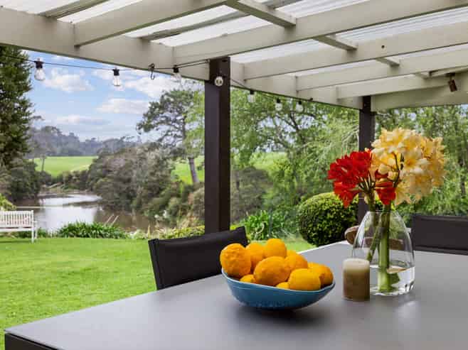 1 Newton Road, Riverhead