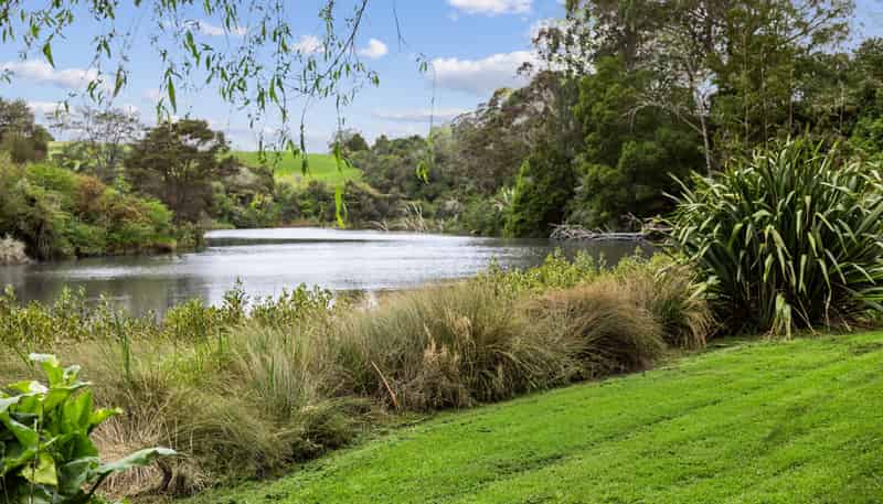 1 Newton Road, Riverhead