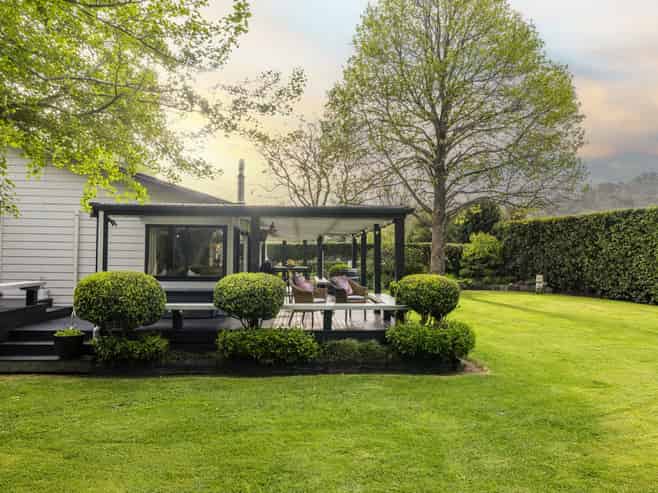 1 Newton Road, Riverhead