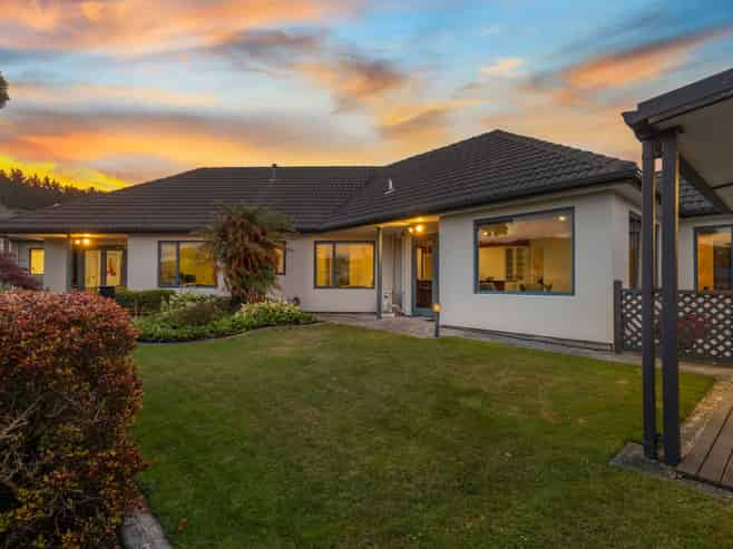 6 Mariners Way, Whitby