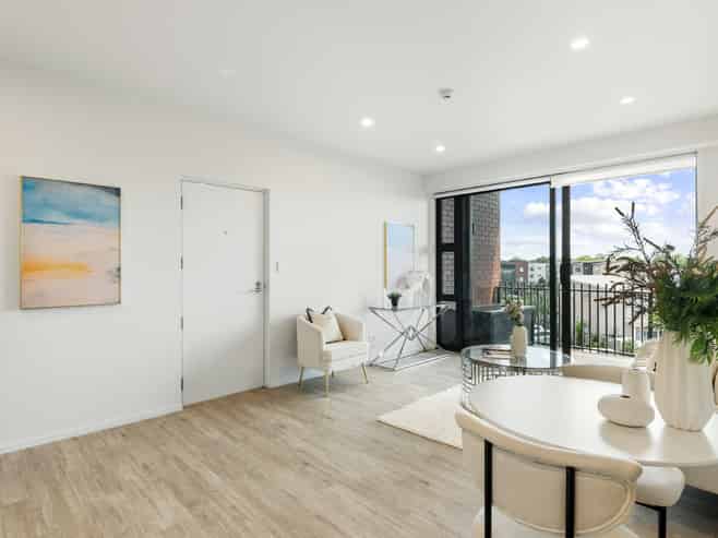 209/10 Awataha Drive, Northcote