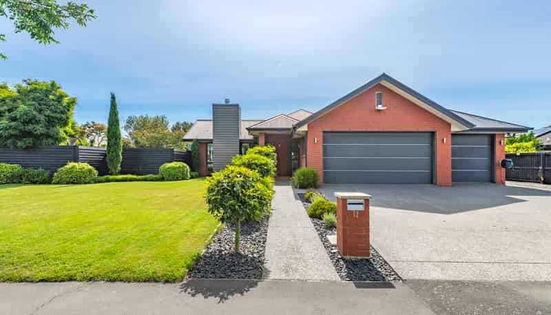 12 Frame Crescent, ROLLESTON
