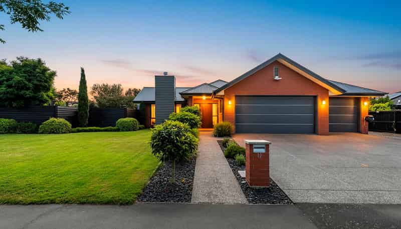 12 Frame Crescent, ROLLESTON