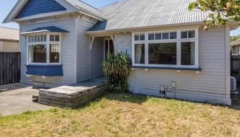 120 Lincoln Rd, Addington