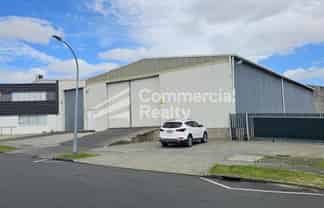 A Tidy Warehouse Off East Tamaki Road.