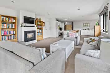 17 Sylvan Street, Lake Hayes Estate