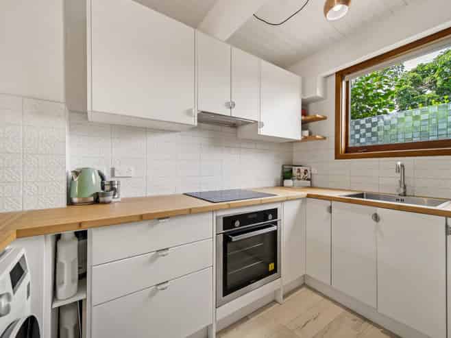 2/25 Holly Road, SAINT ALBANS