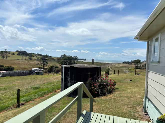 157 McPike Road, Pollok