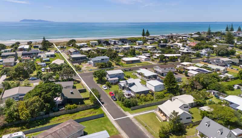 1 Patterson Place, Waihi Beach