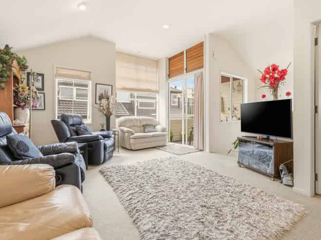34F Maunganui Road, Mount Maunganui