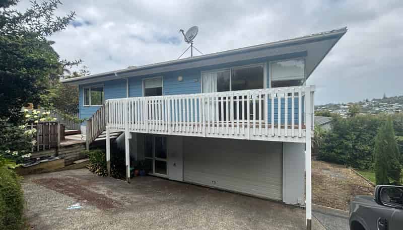 22C Brian Crescent, Stanmore Bay