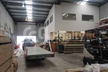 EAST TAMAKI A-GRADE WAREHOUSE | 390sqm