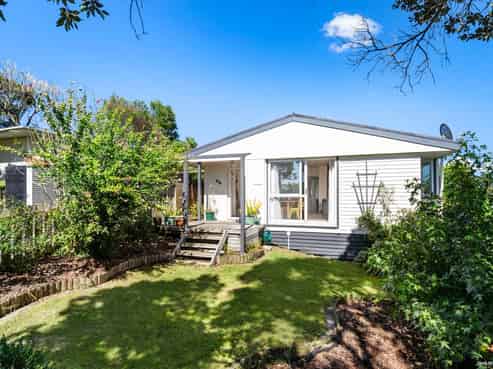 30 Huia Street, Waiuku