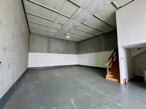 CBRE | Secure Unit with 3-Phase Power