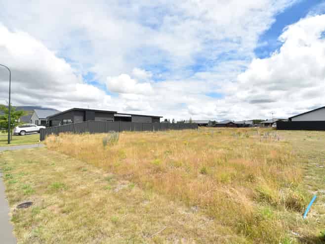 12 Canal Place, Twizel