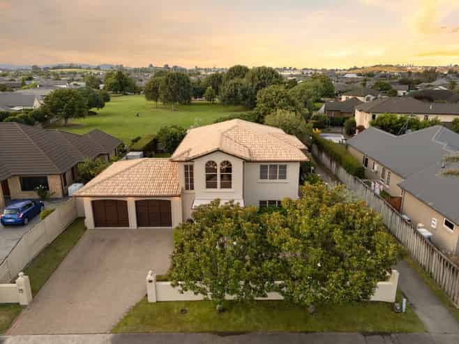 19 Grace Avenue, Rototuna North