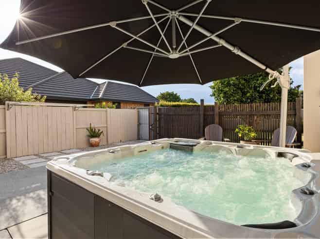 19 Grace Avenue, Rototuna North