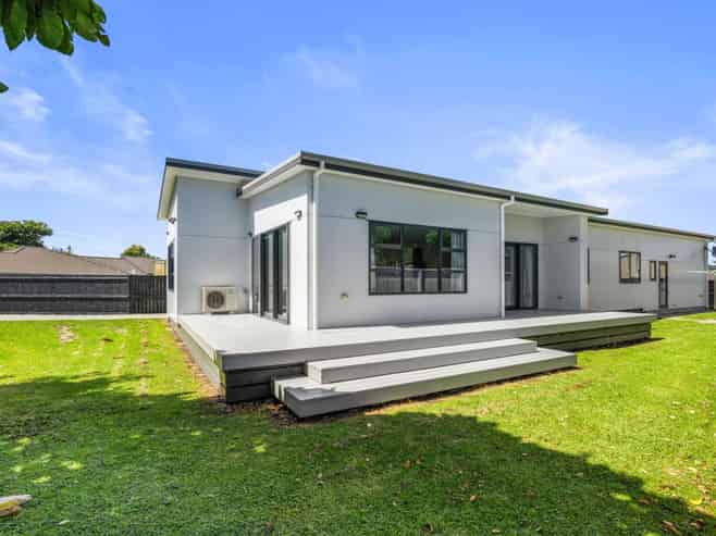 10B Cove Road, Waipu