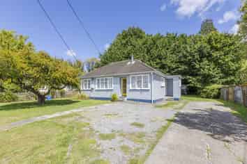 16 Great North Road, Waipawa