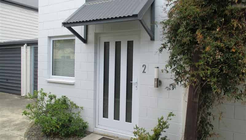 2/452 Worcester Street, Linwood