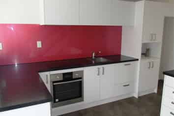 2/452 Worcester Street, Linwood