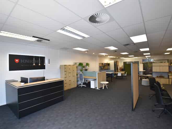 GROUND FLOOR SHOWROOM
