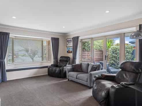 107 Inwoods Close, Parklands