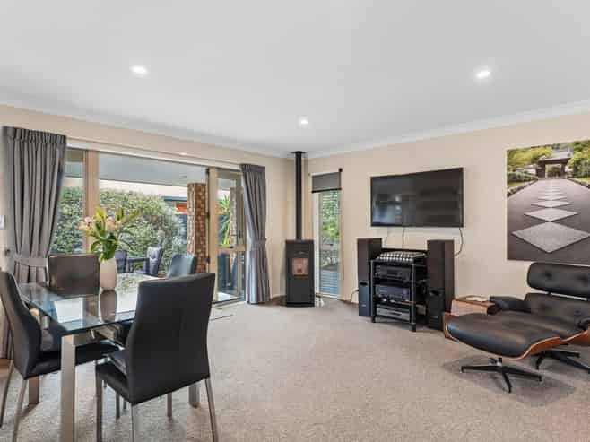 107 Inwoods Close, Parklands