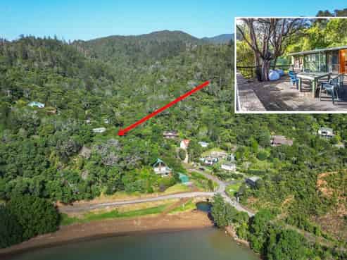 9 Adlor Hill Road, Port Charles