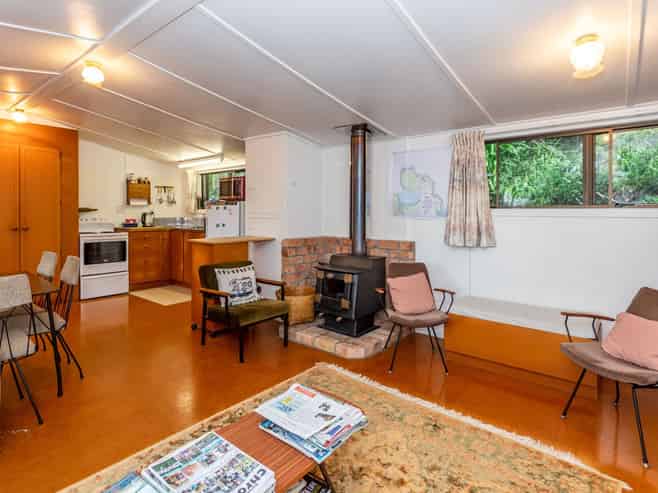 9 Adlor Hill Road, Coromandel