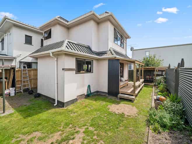 12B Phillip Street, Victoria